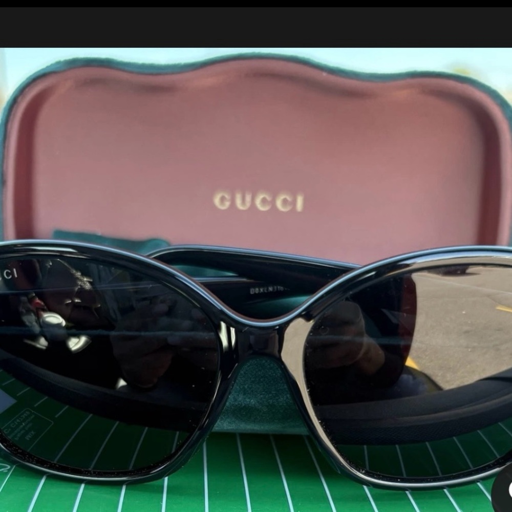 Gucci Glossy Black Sunglasses